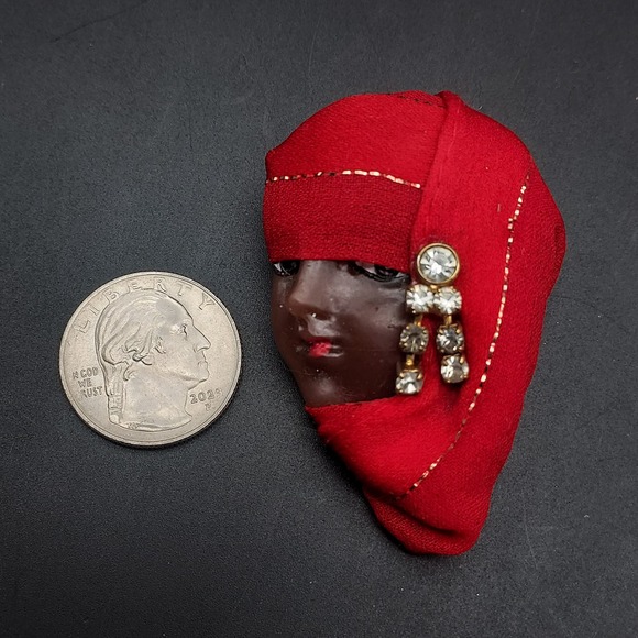 Lady Face Head Brooch Artisan Handcrafted Linda Rosshirt - Picture 6 of 6